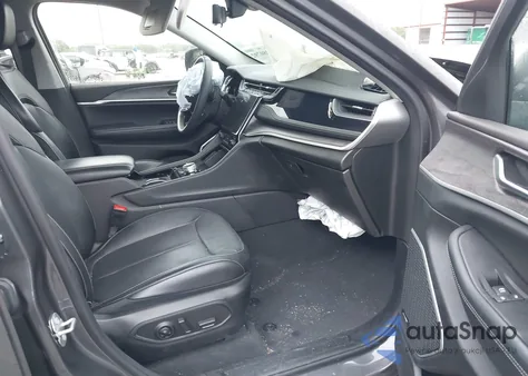 2022 Jeep Grand Cherokee 4Xe Limited 4X4 from USA, damaged, VIN 1C4RJYB67N8721770